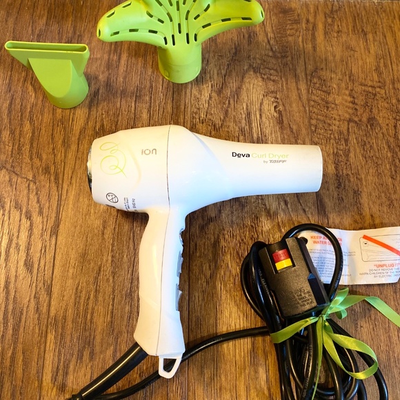 Deva Curl Dryer & Diffusers - Picture 3 of 5